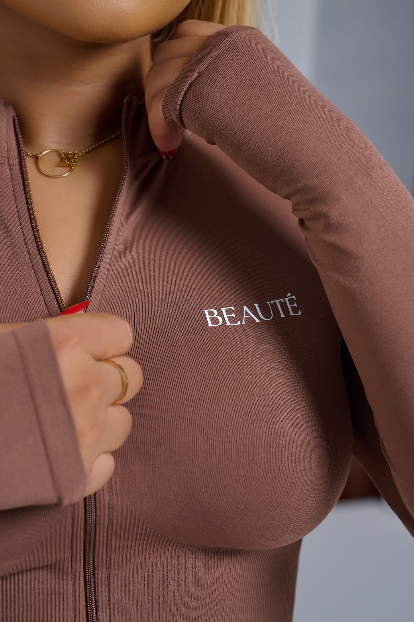 Form Contour Zip UP Jacket